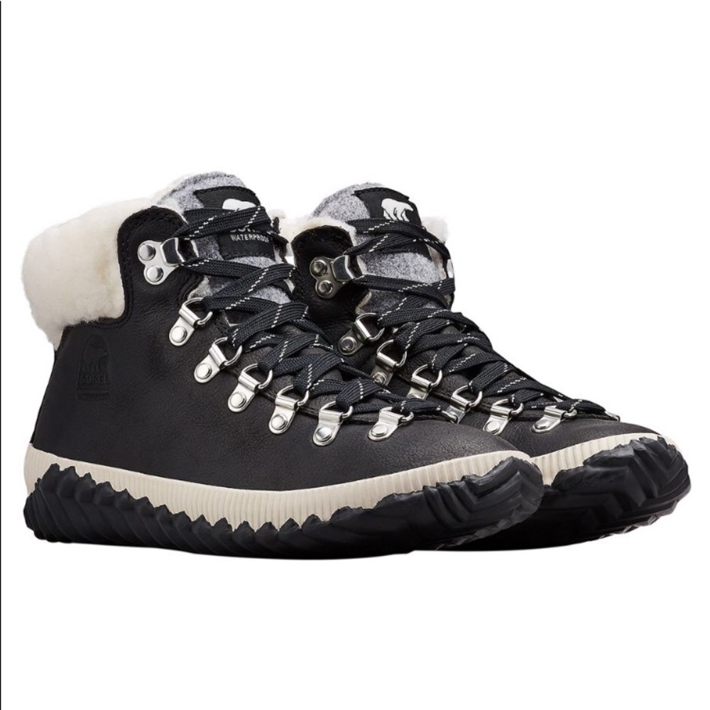 New Sorel Out N About Plus Conquest boot Size 6